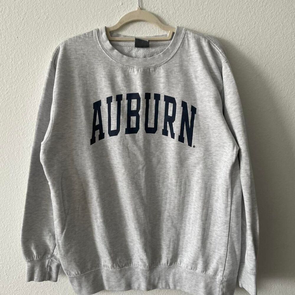 Auburn MV Sport Crewneck Sweatshirt Women's L Casual Long Sleeve College Tigers
